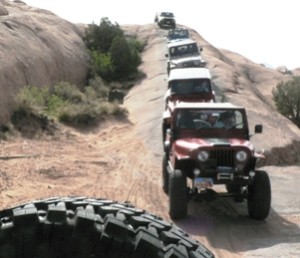 jeeps_on_hill
